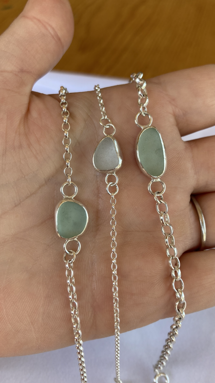 Sea glass bracelet - Silver