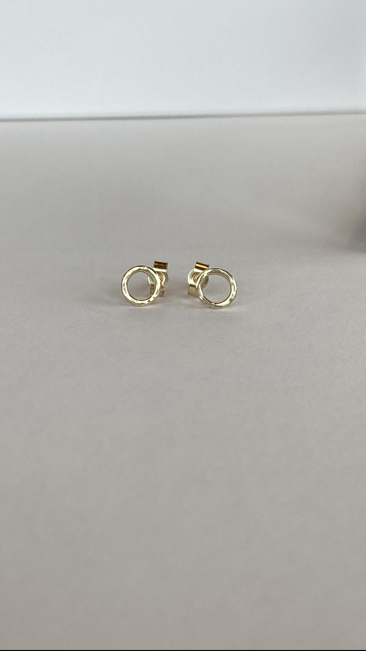 9 Carat Gold Tiny O Studs